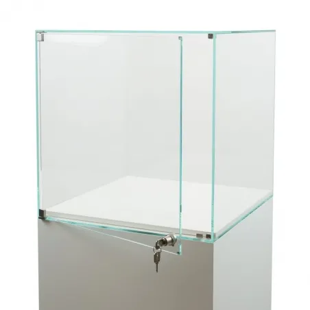 vitrine display