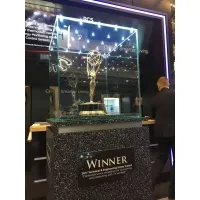 Vitrine en verre LED intégré