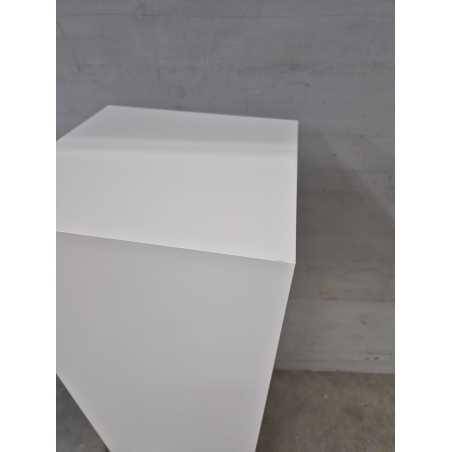 copy of Fineer sokkel 50x50x50cm