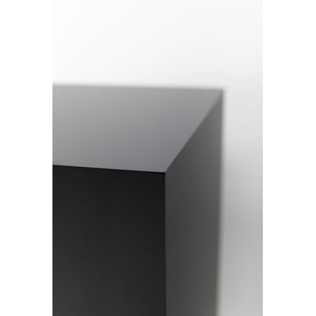 socle noir, 30 x 30 x 100 cm (lxLxh)